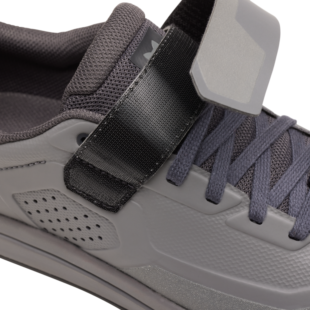 Union Clipless Shoes