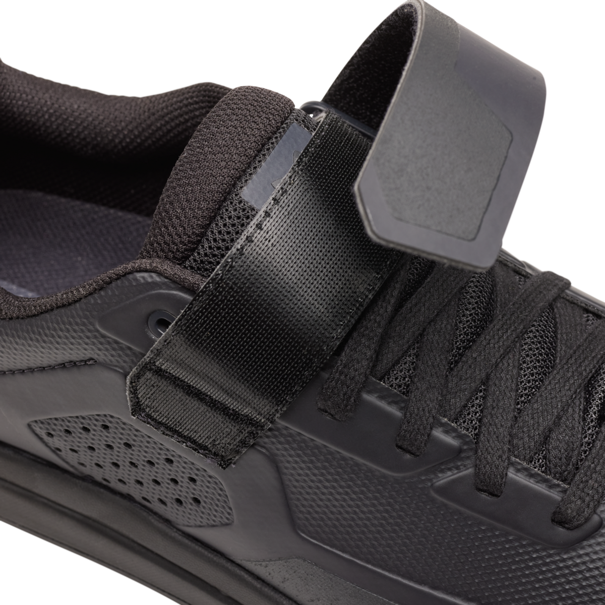 Union Clipless Shoes